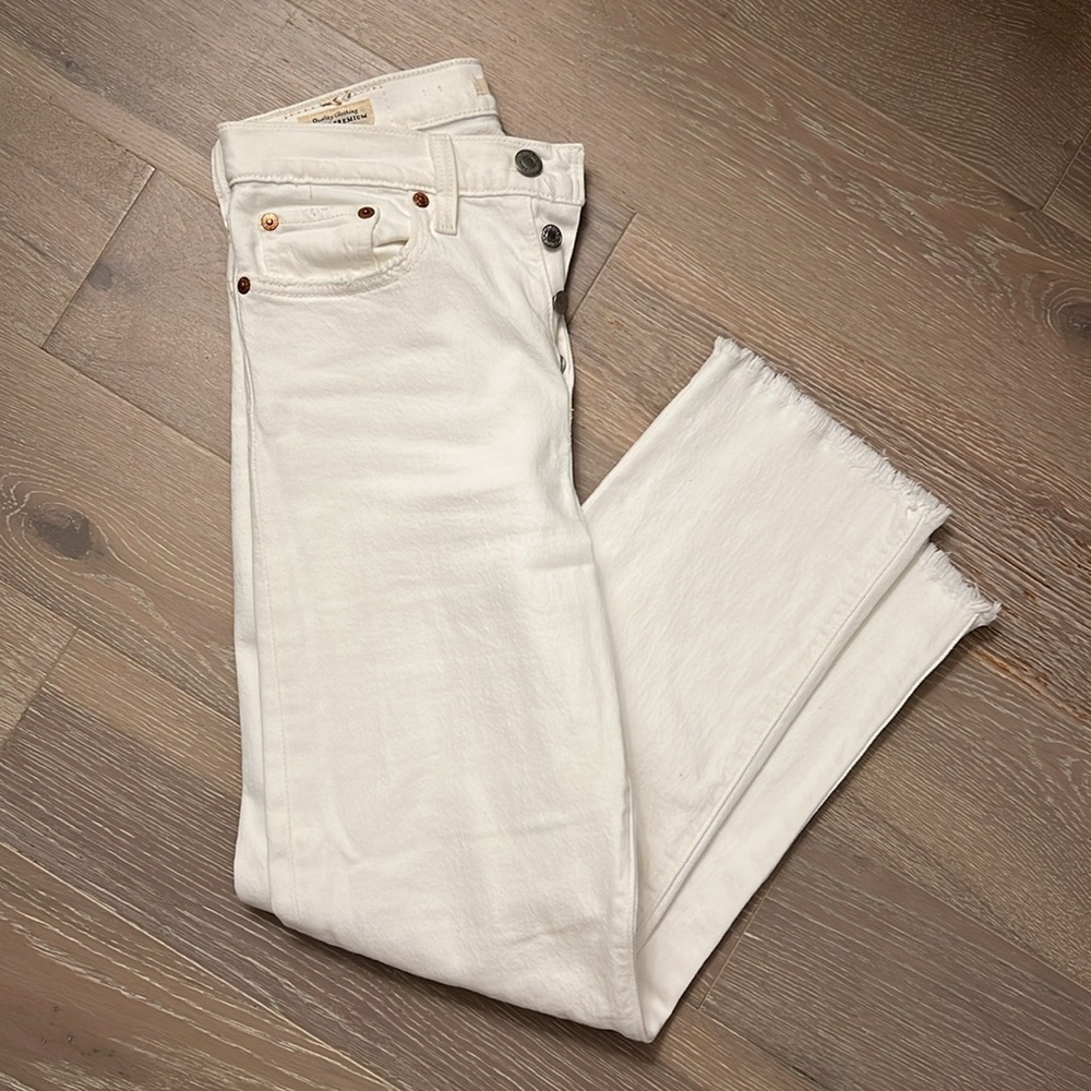 Levi Wedgie Fit Straight Jean